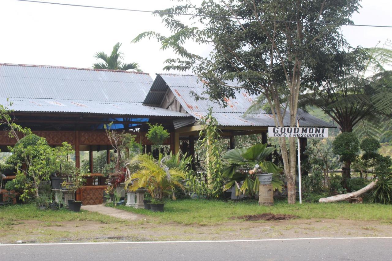 Family Guest House Moni Kelimutu Exterior photo